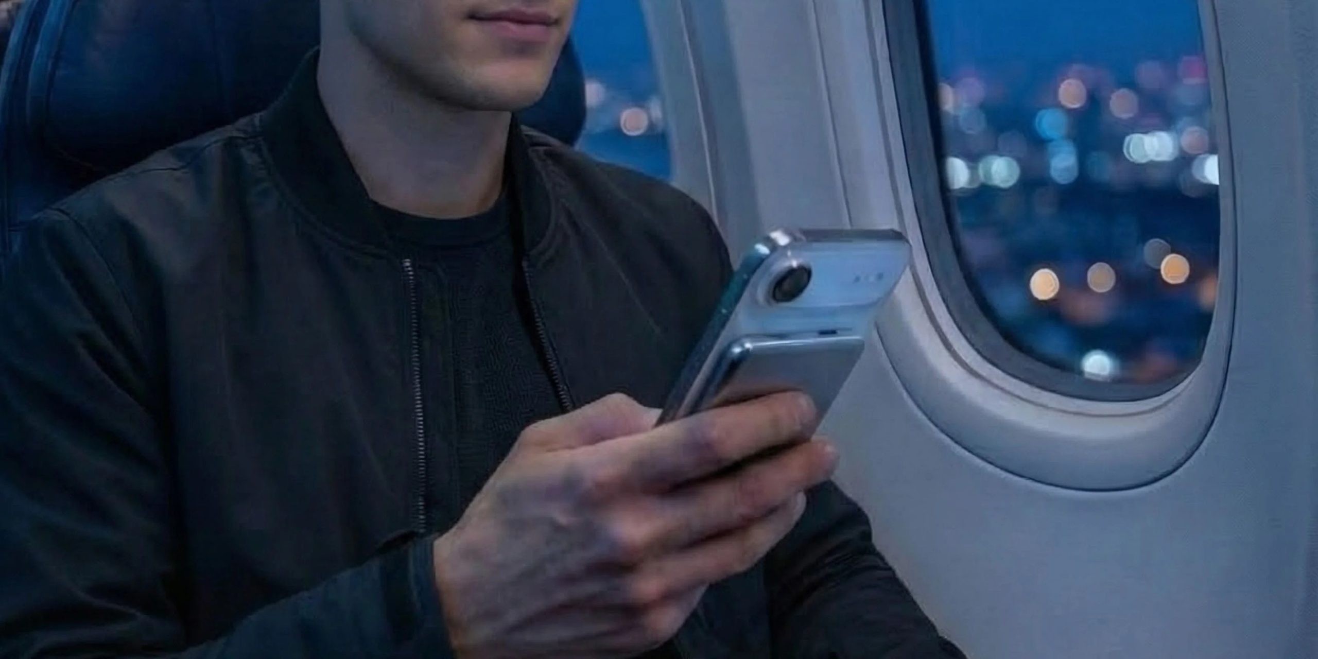 Mang pin sạc dự phòng lên máy bay được không? Giải thích quy định hàng không